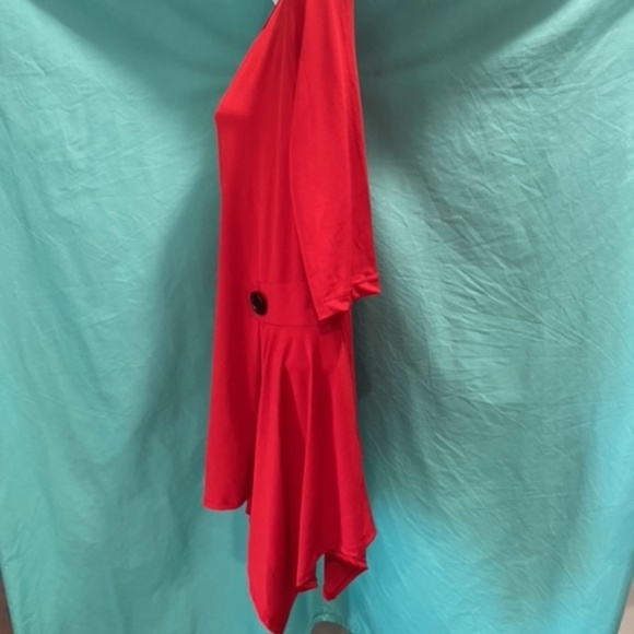 The Pyramid Collection Red Tunis Top - Picture 7 of 13